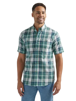 Wrangler Men's Rugged Wear Green & Blue Plaid Short Sleeve Shirt